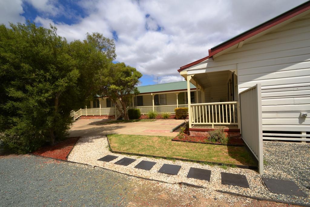 Echuca Holiday Units ภายนอก รูปภาพ